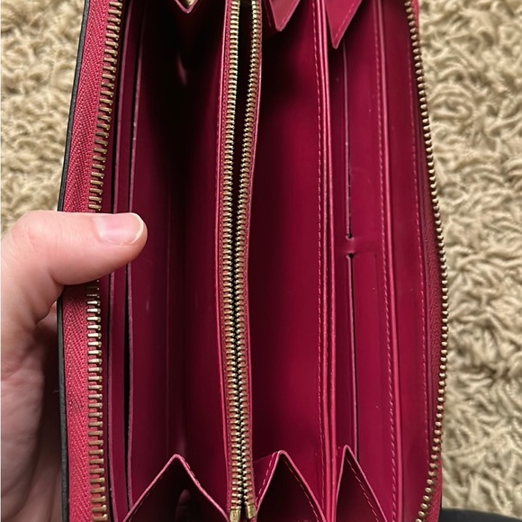 Louis Vuitton Vernis Zippy Wallet - Picture 2 of 10